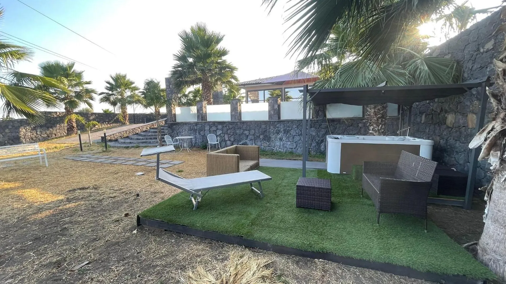 Villa Clelia - Jacuzzi Garden Catania