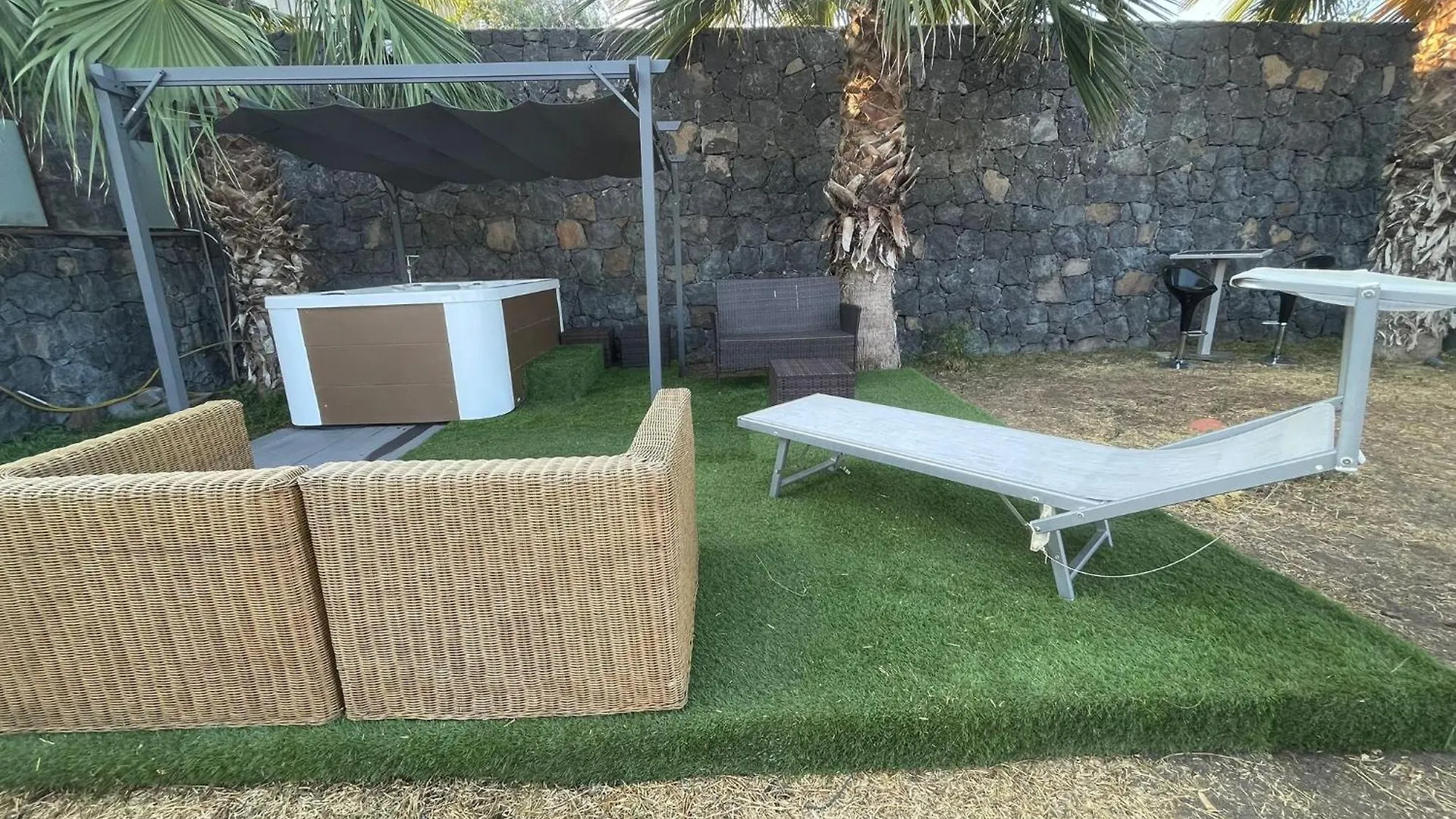 Villa Clelia - Jacuzzi Garden Catania Italien